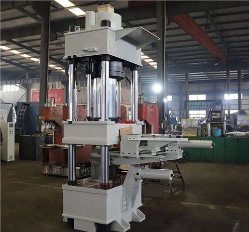 Brouette 315T formant la presse hydraulique